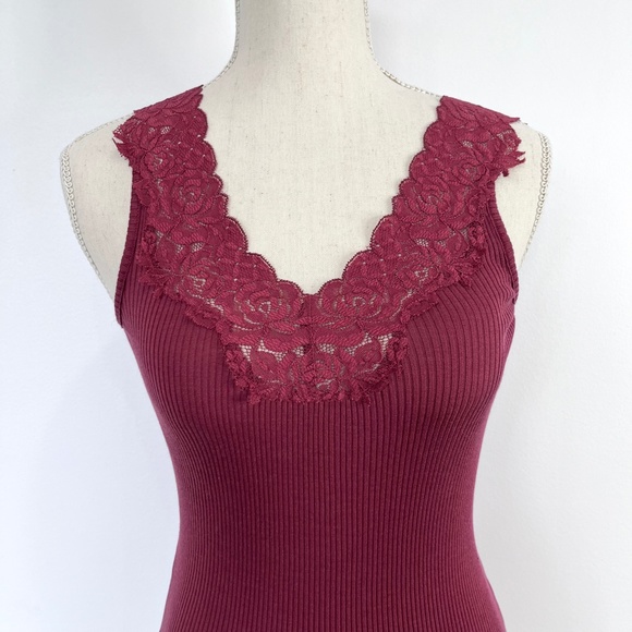 BCBGMaxAzria Silk Rib Knit Lace Burgundy V-Neck Tank Top - Picture 2 of 6
